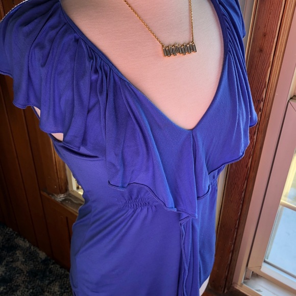 Soft Cotton BCBG T-Shirt! 🦋 - Picture 4 of 7